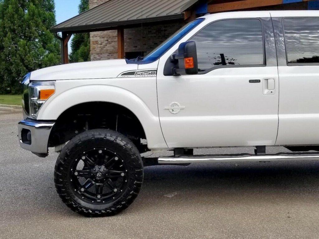 low miles 2015 Ford F 250 XLT 4×4