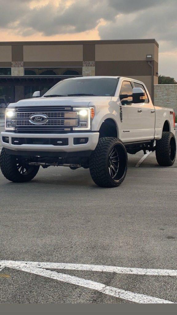 loaded 2017 Ford F 250 4×4