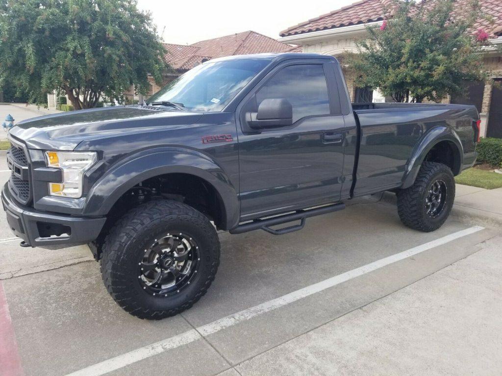 upgraded 2017 Ford F 150 XLT 4×4
