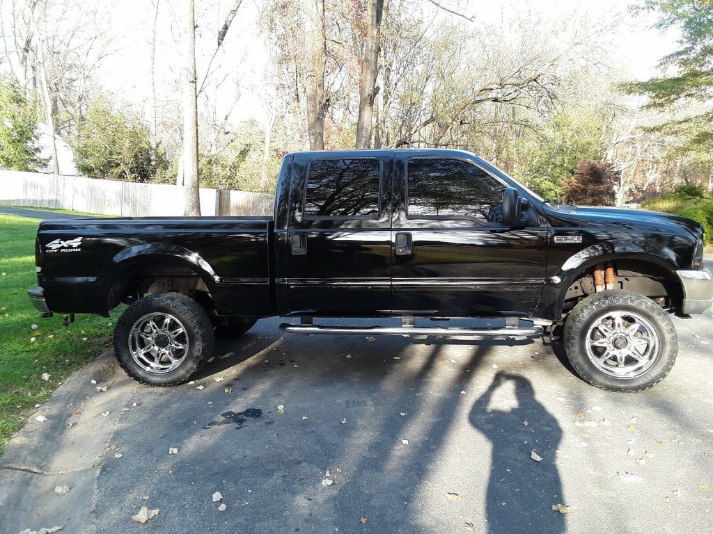 clean 2003 Ford F 250 Lariat 4×4