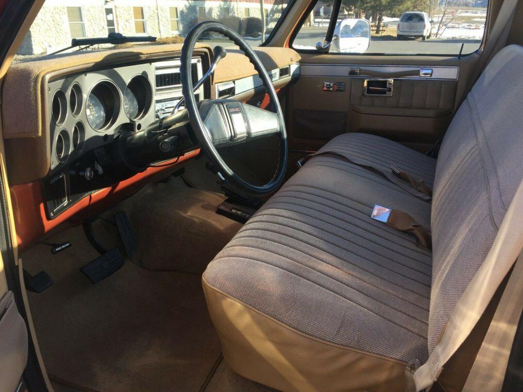 fuel injected 1987 Chevrolet C/K Pickup 1500 Sierra classic 4×4