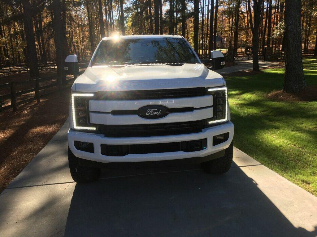 low mileage 2019 Ford F 350 Lariat Dually 4×4 for sale