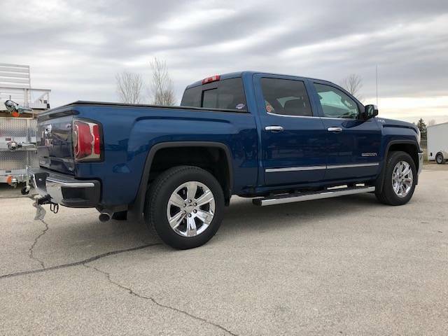 Loaded and low miles 2018 GMC Sierra SLT 1500 4×4
