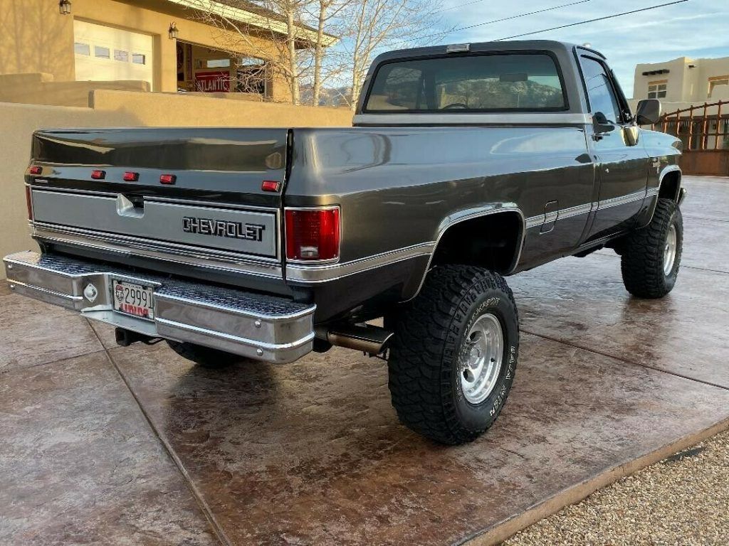restored 1987 Chevrolet C/K Pickup 3500 K30 4×4