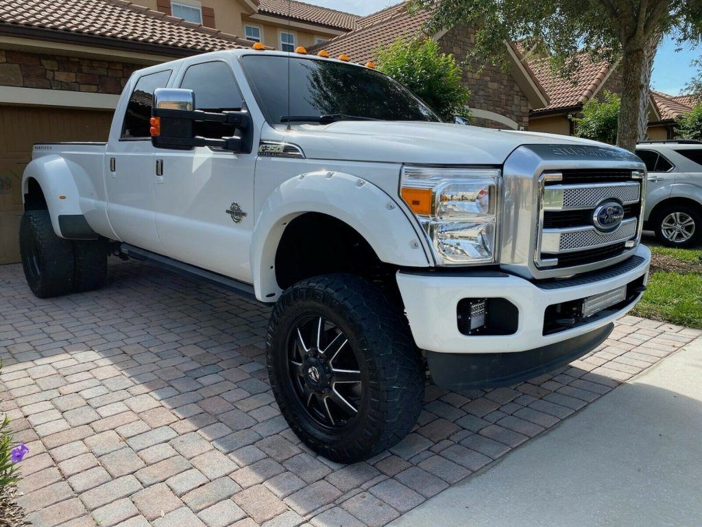 carefully maintained 2011 Ford F 350 Platinum 4×4