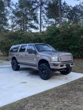 new parts 2004 Ford Excursion LIMITED 4&#215;4 for sale