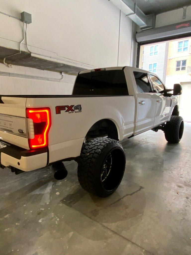 fully loaded 2019 Ford F 250 Platinum Ultimate 4×4
