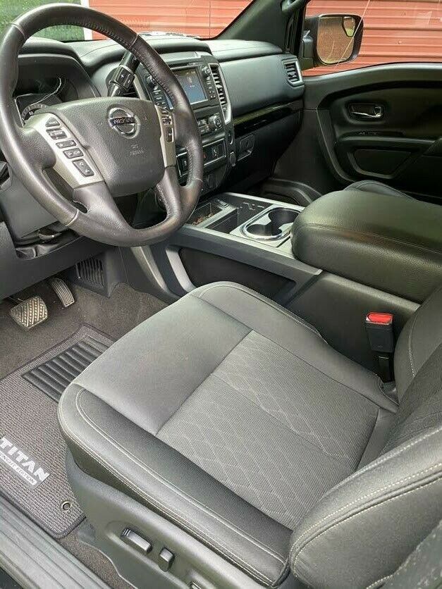 Midnight Edition 2018 Nissan Titan SV 4×4