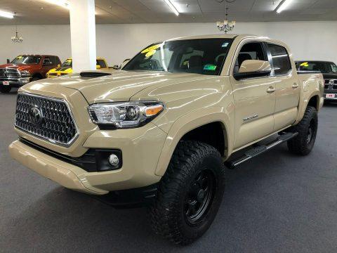very clean 2018 Toyota Tacoma 4&#215;4 for sale