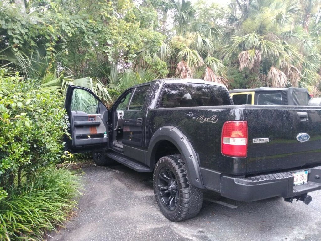 low miles 2004 Ford F 150 SUPERCREW 4×4