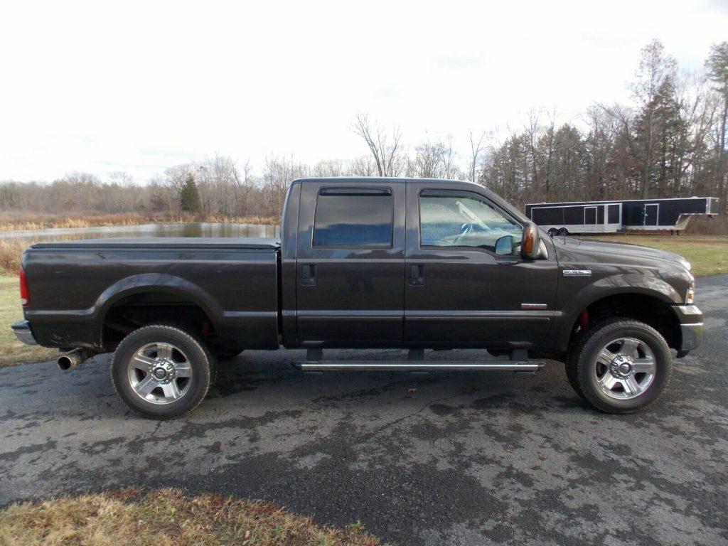 low miles 2005 Ford F 350 Lariat Super Duty 4×4
