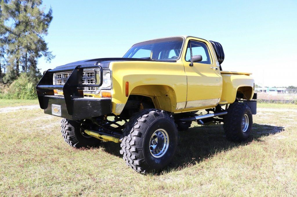 perfectly modified 1976 Chevrolet C 10 4×4