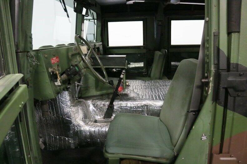 ready for action 1991 AM General M998 Hmmwv HUMVEE military 4×4