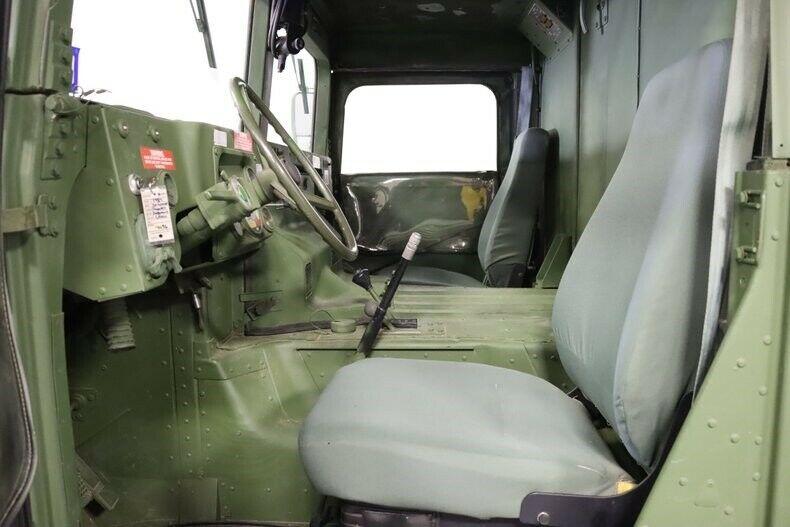 well serviced 1989 AM General M998 Humvee military 4×4