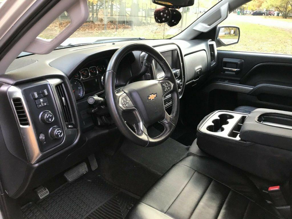 low miles 2016 Chevrolet Silverado 2500 4×4