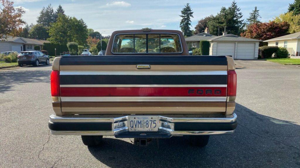 1989 Ford F-250 XLT Lariat 4×4 [great condition]