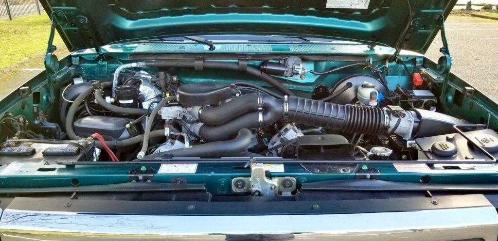 1996 Ford Bronco 4×4 [super clean rig]