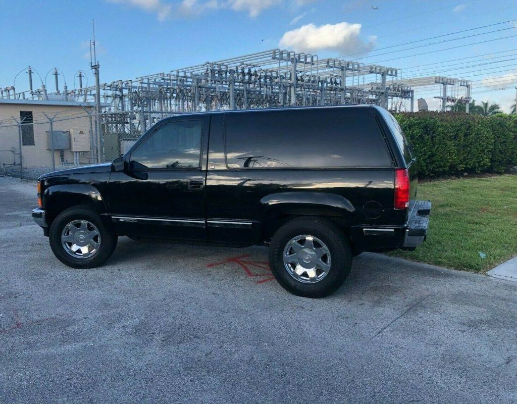 1997 Chevrolet Tahoe LT 4×4 [recently painted]