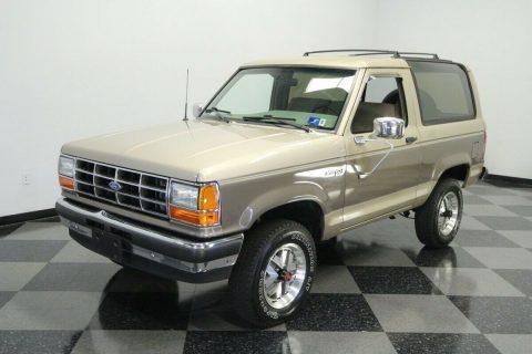 1989 Ford Bronco XLT 4X4 [with a ton of features] for sale
