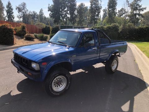 1982 Toyota Pickup RN48 long bed 4 wheel drive for sale