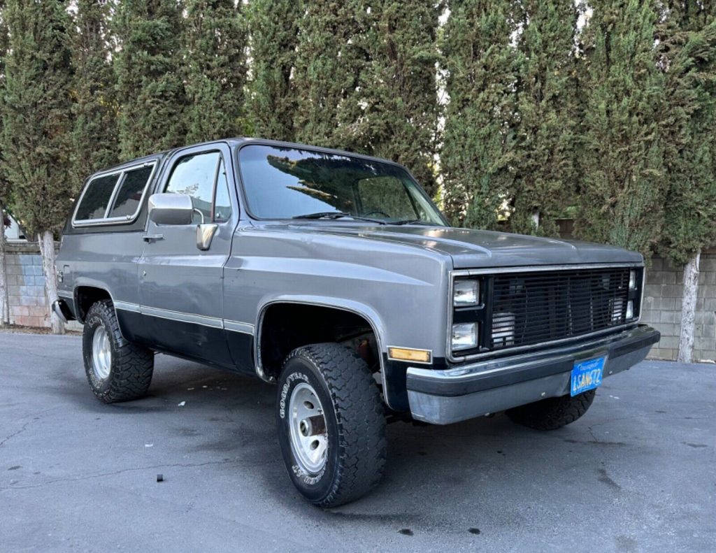 1986 Chevrolet Blazer K5 Silverado 4X4 [rust free]