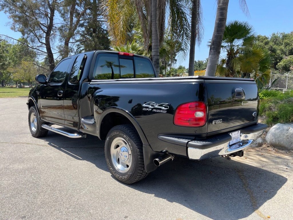 1997 Ford F-150 XLT Supercharged 4×4 [needs nothing]