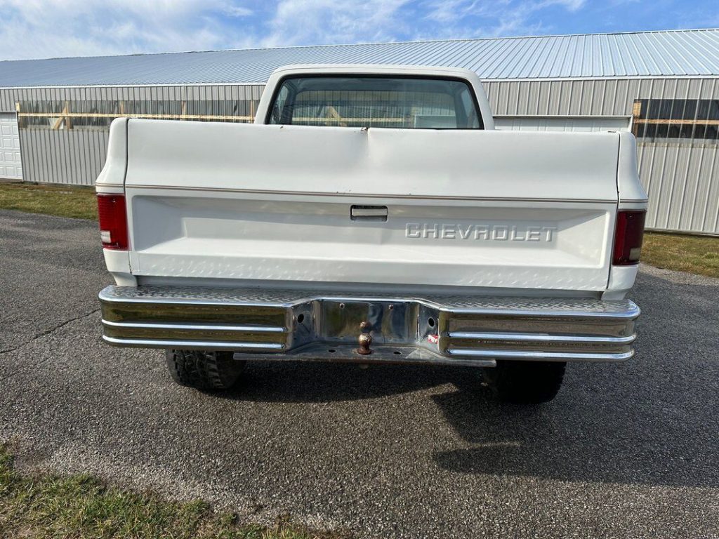 1983 Chevy K1500 Custom Deluxe 4×4