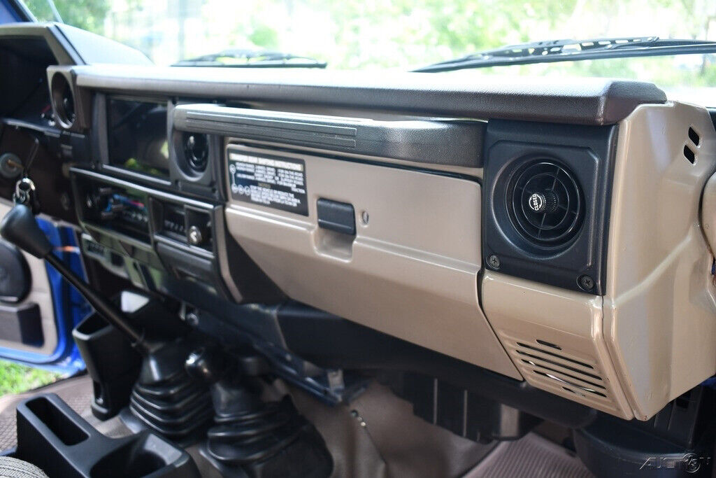 1988 Toyota Land Cruiser LX 4×4 [beautiful]