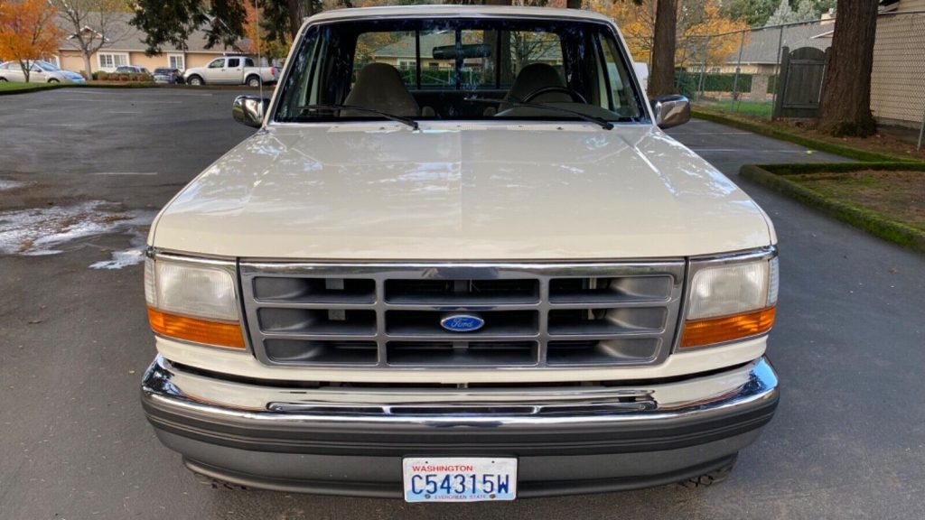 1994 Ford F-150 XLT Extended cab 4×4 [amazing shape]
