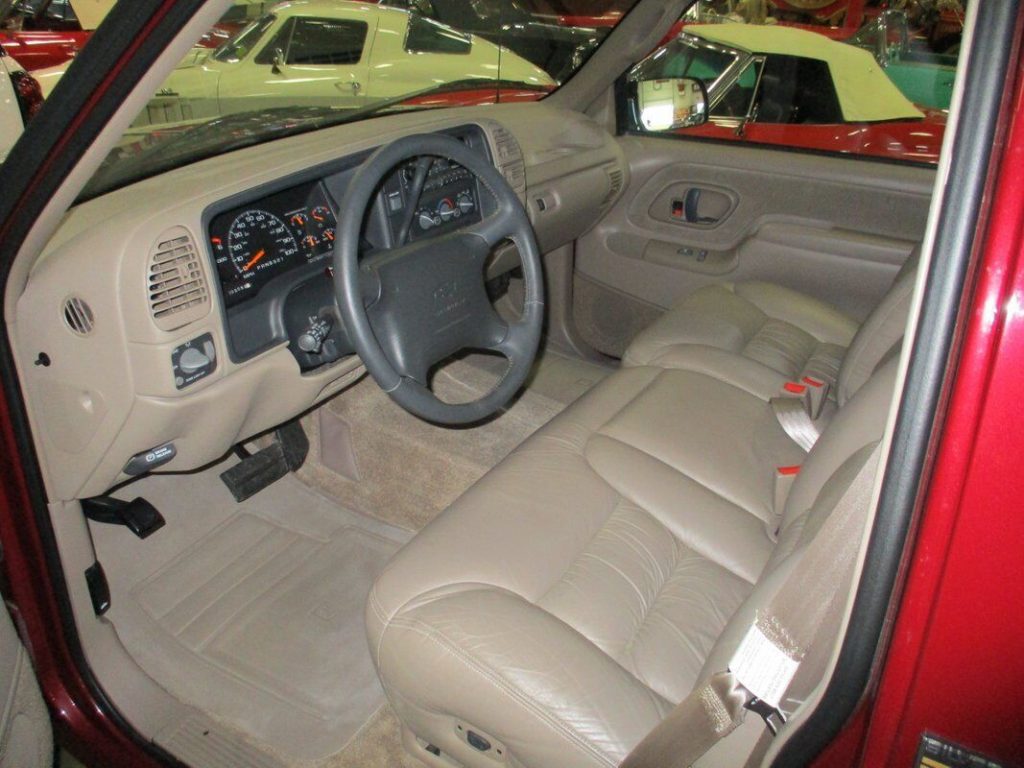 1996 Chevrolet C1500 Silverado 4×4 Z71 [only 91 miles]