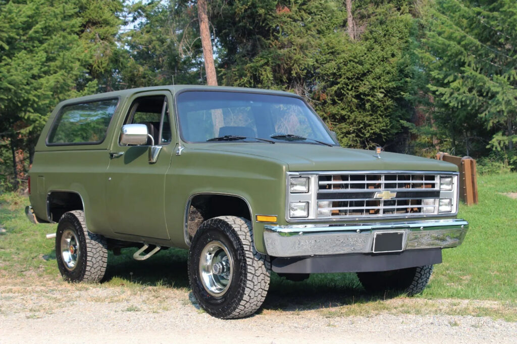 1985 Chevrolet K-5 Blazer, 4×4 [refurbished]