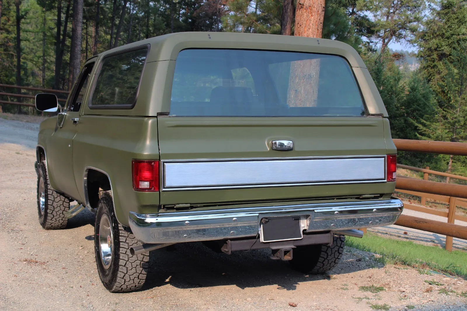 1985 Chevrolet K-5 Blazer, 4×4 [refurbished]