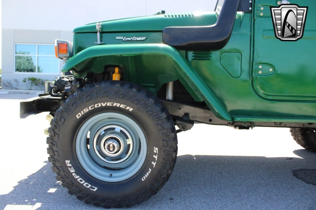 1976 Toyota Land Cruiser FJ 43