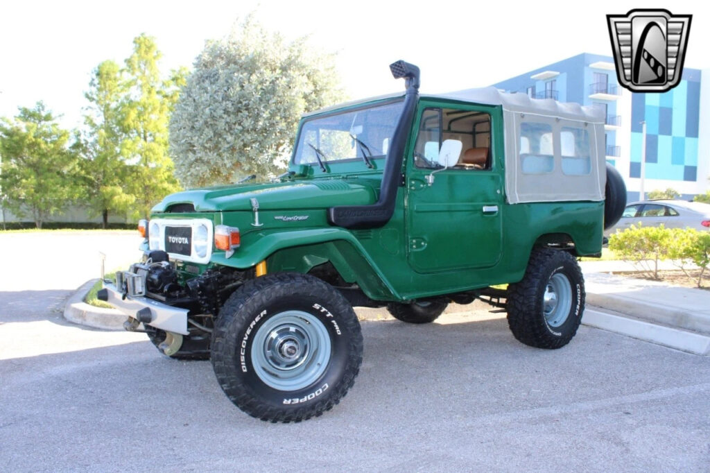 1976 Toyota Land Cruiser FJ 43