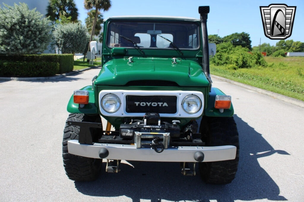 1976 Toyota Land Cruiser FJ 43