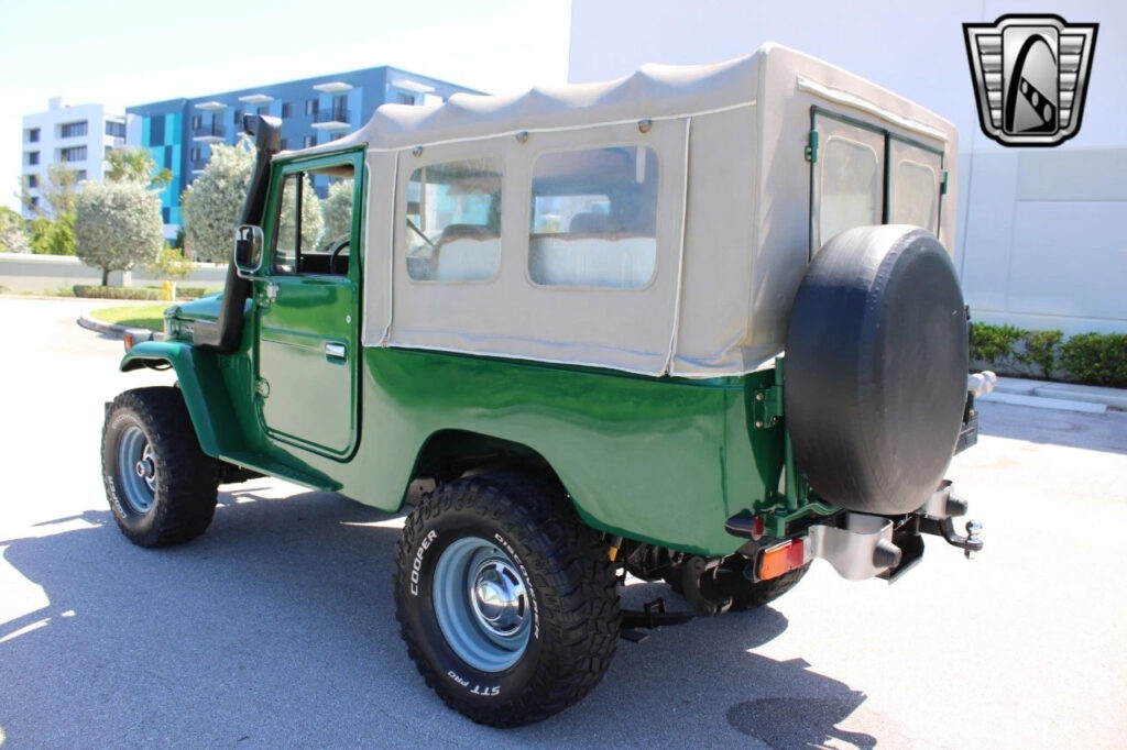 1976 Toyota Land Cruiser FJ 43