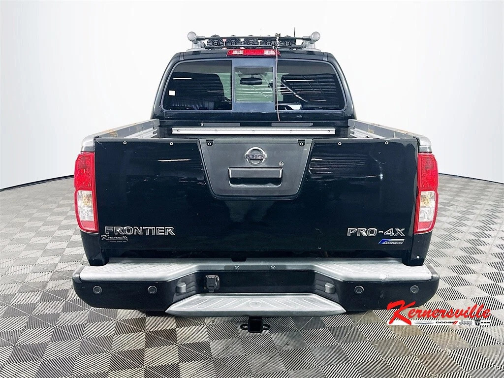 2018 Nissan Frontier Pro-4x 4WD 4dr Pickup Truck Navigation Sunroof