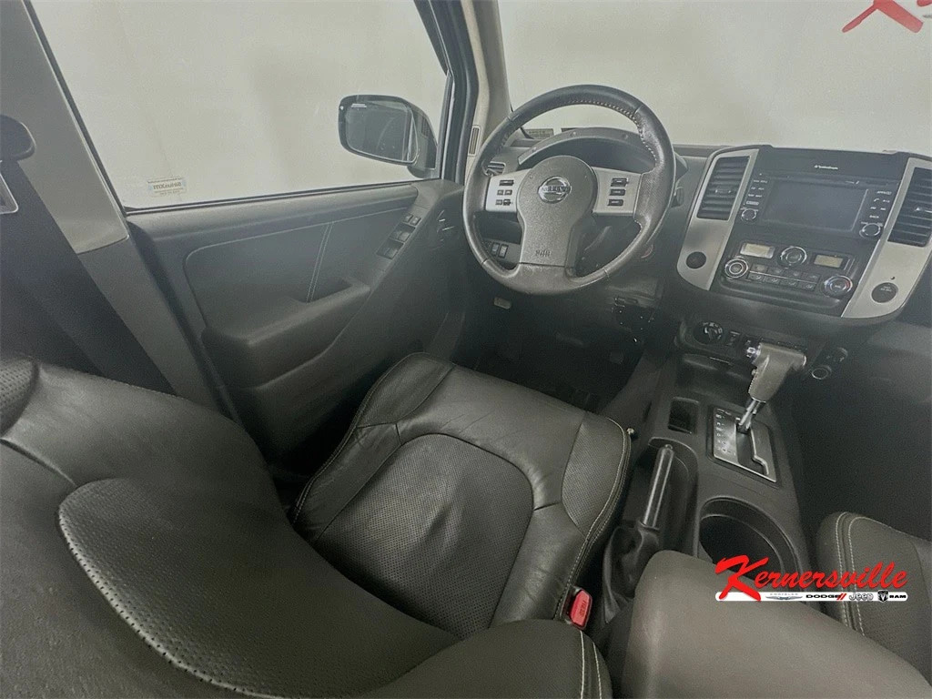 2018 Nissan Frontier Pro-4x 4WD 4dr Pickup Truck Navigation Sunroof